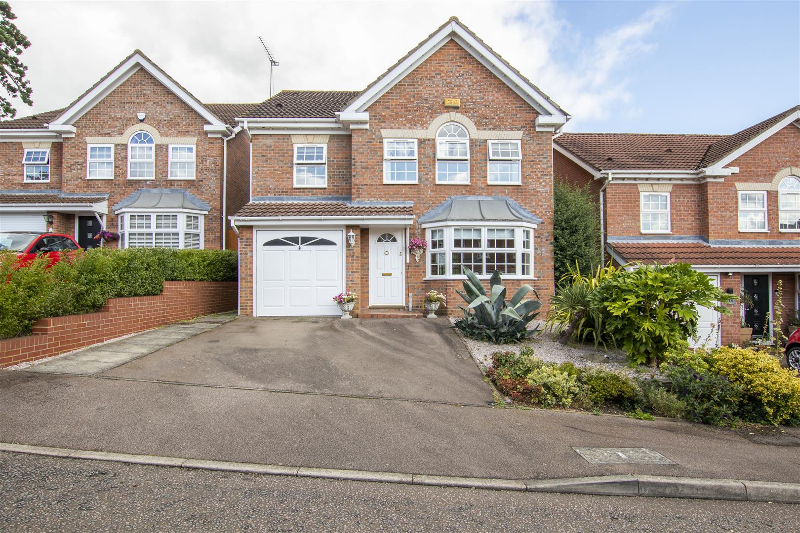 Cattlins Close, Cheshunt Lanes Estate Agents